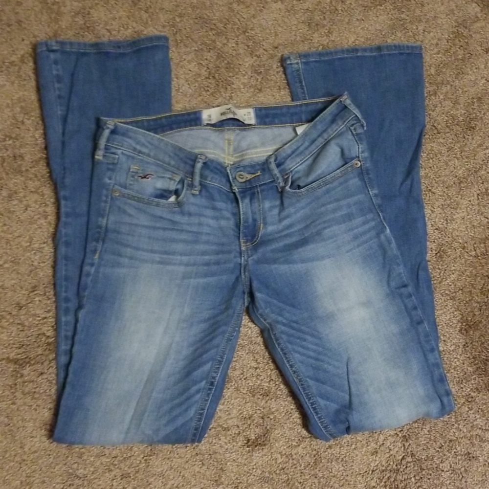 Hollister jeans 7 long 28x33 flare